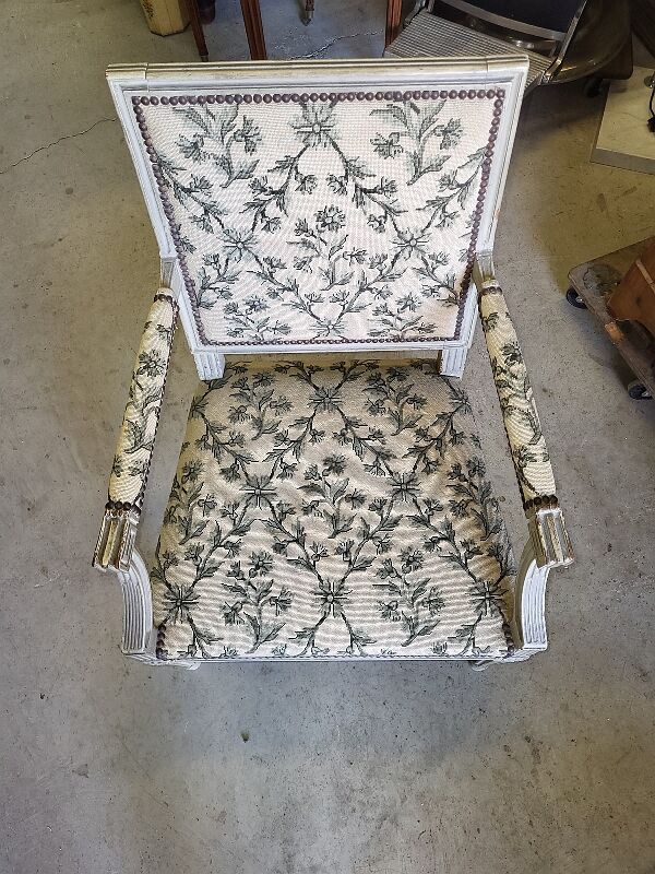 Armchair Louis XVl grey of the Xlx th century n°1