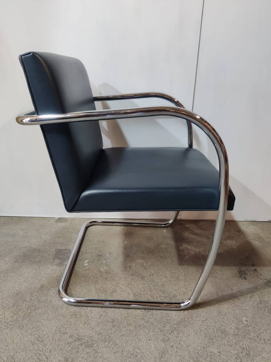 Bron armchair by Ludwig Mies van der Rohe for Knoll