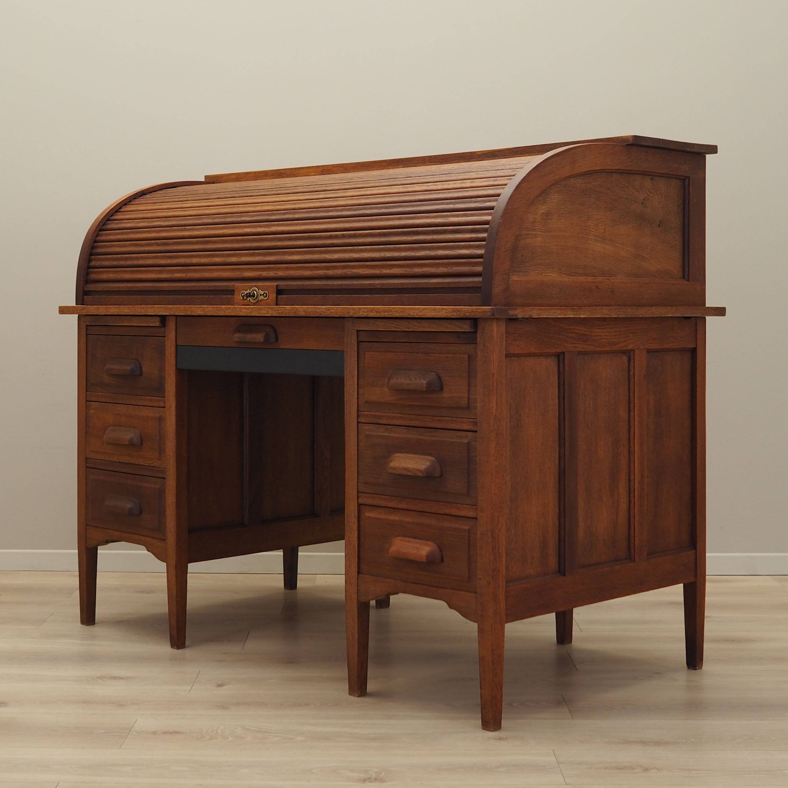 Oak desk, Danish design, 1950s, production: Denmark