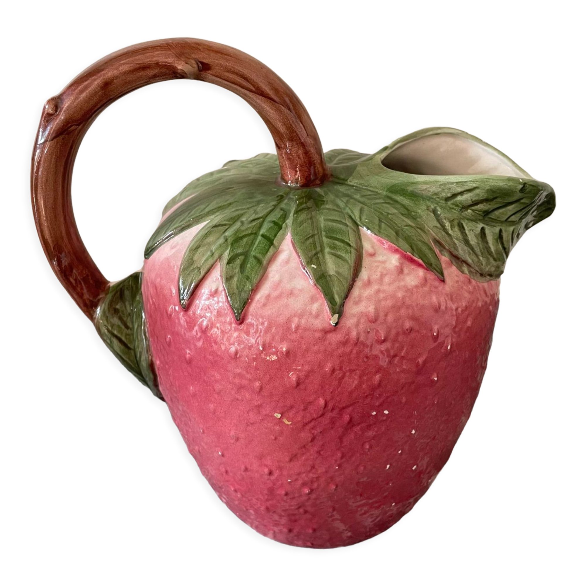 Strawberry-shaped slurry pitcher