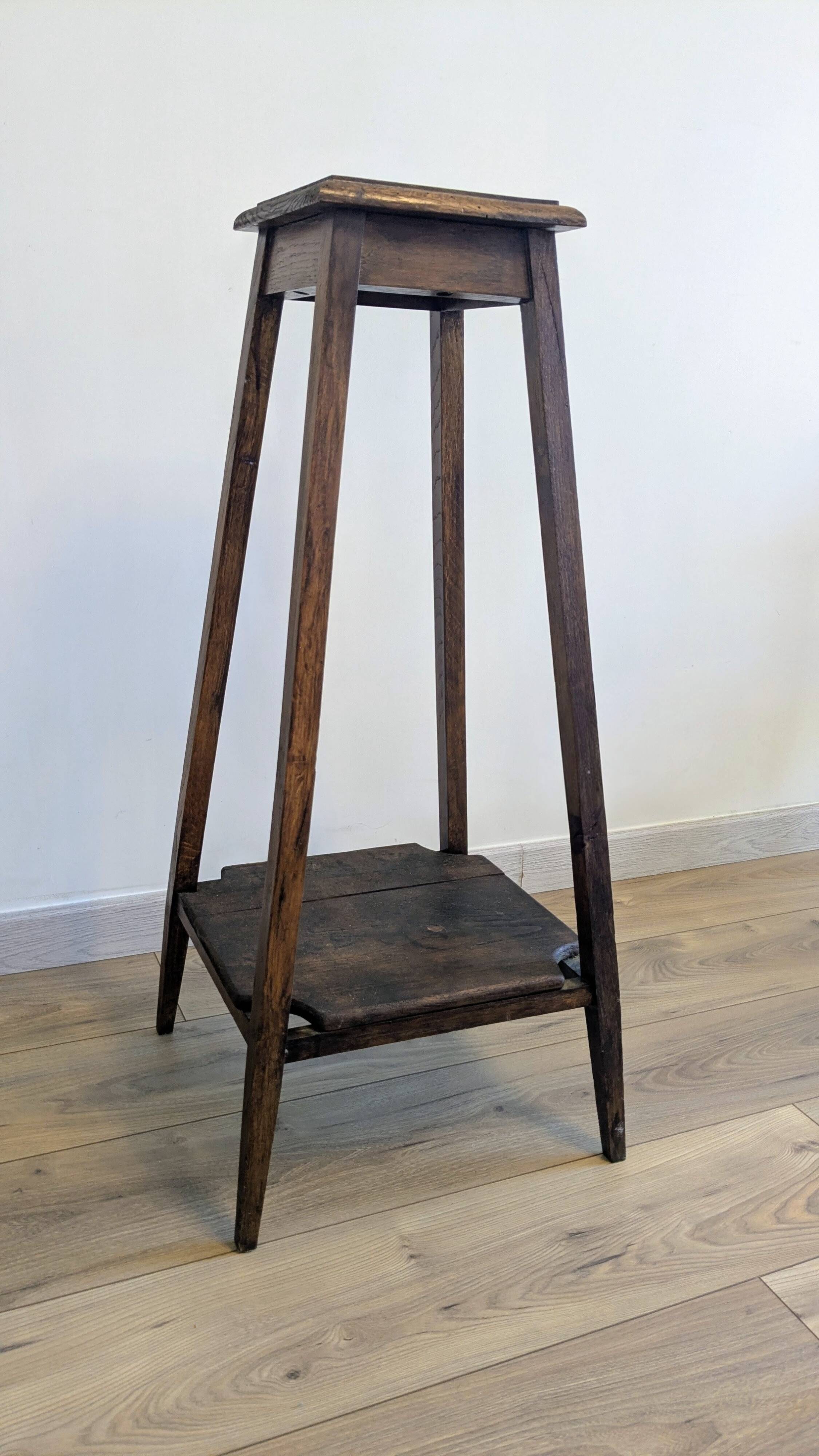 Patinated wooden side table – rustic simplicity