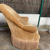 Piary of vintage toad armchairs