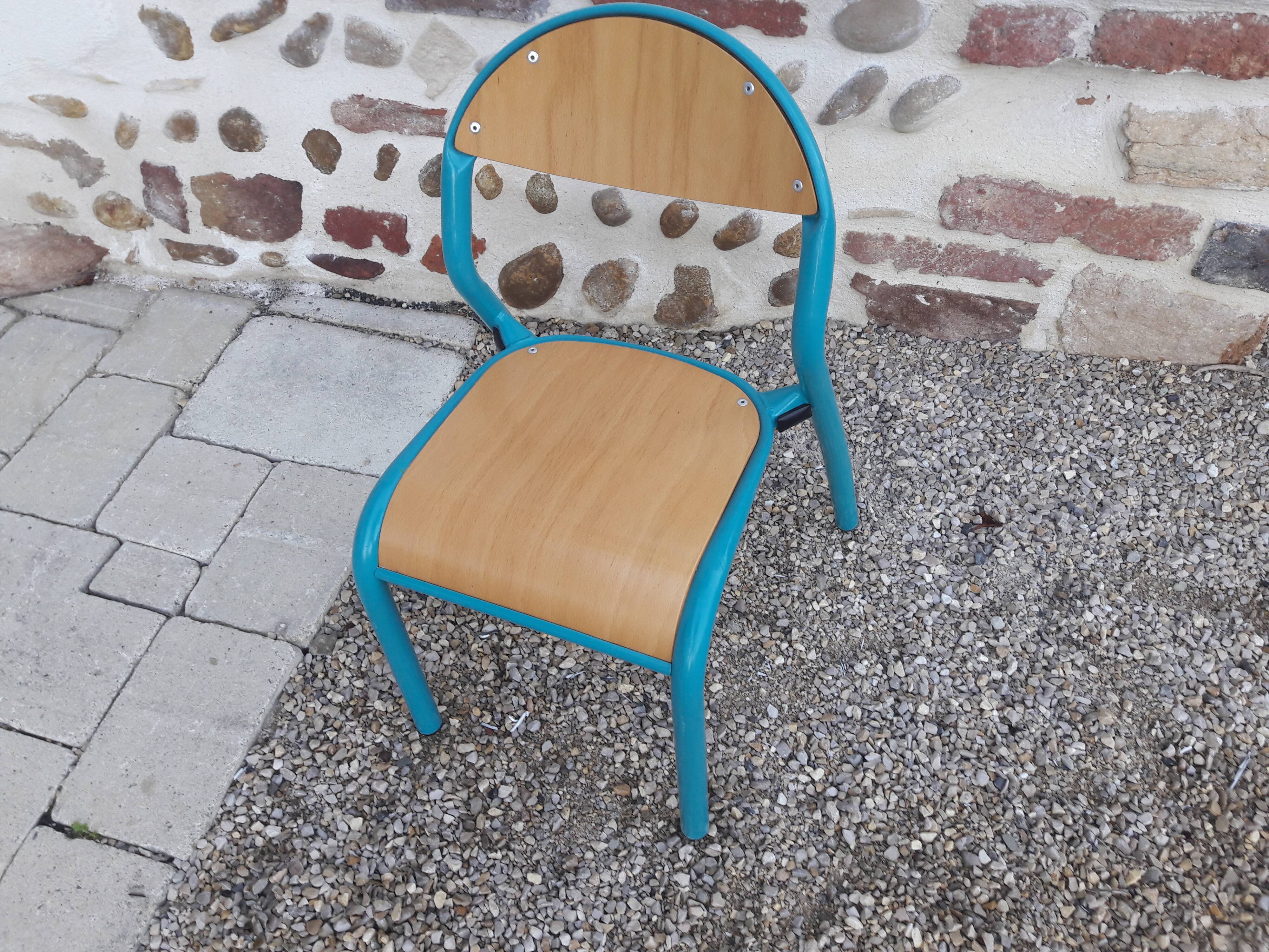 Blue nursery child chair