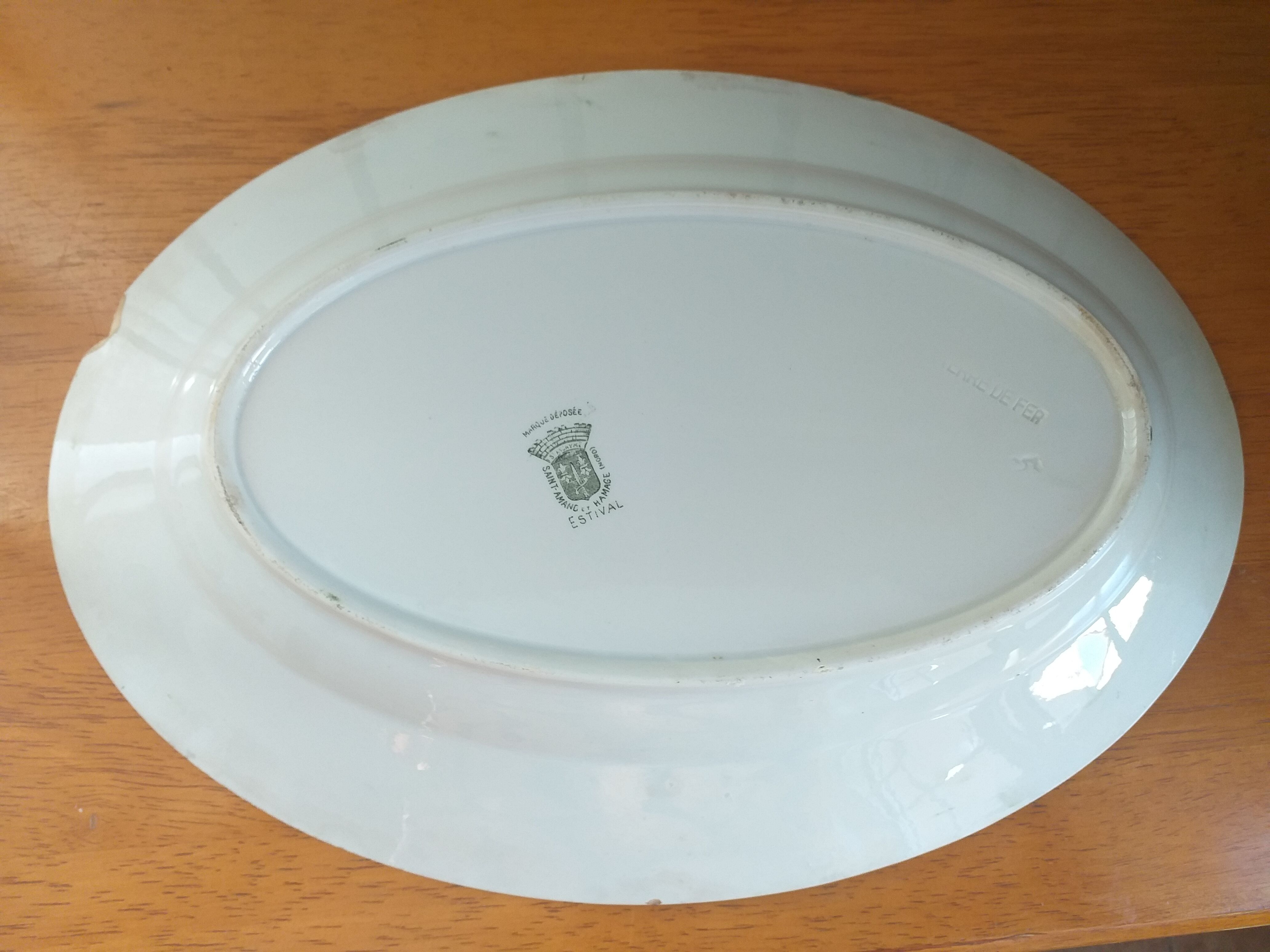 Serving dish in Saint Amand porcelain and Hamage