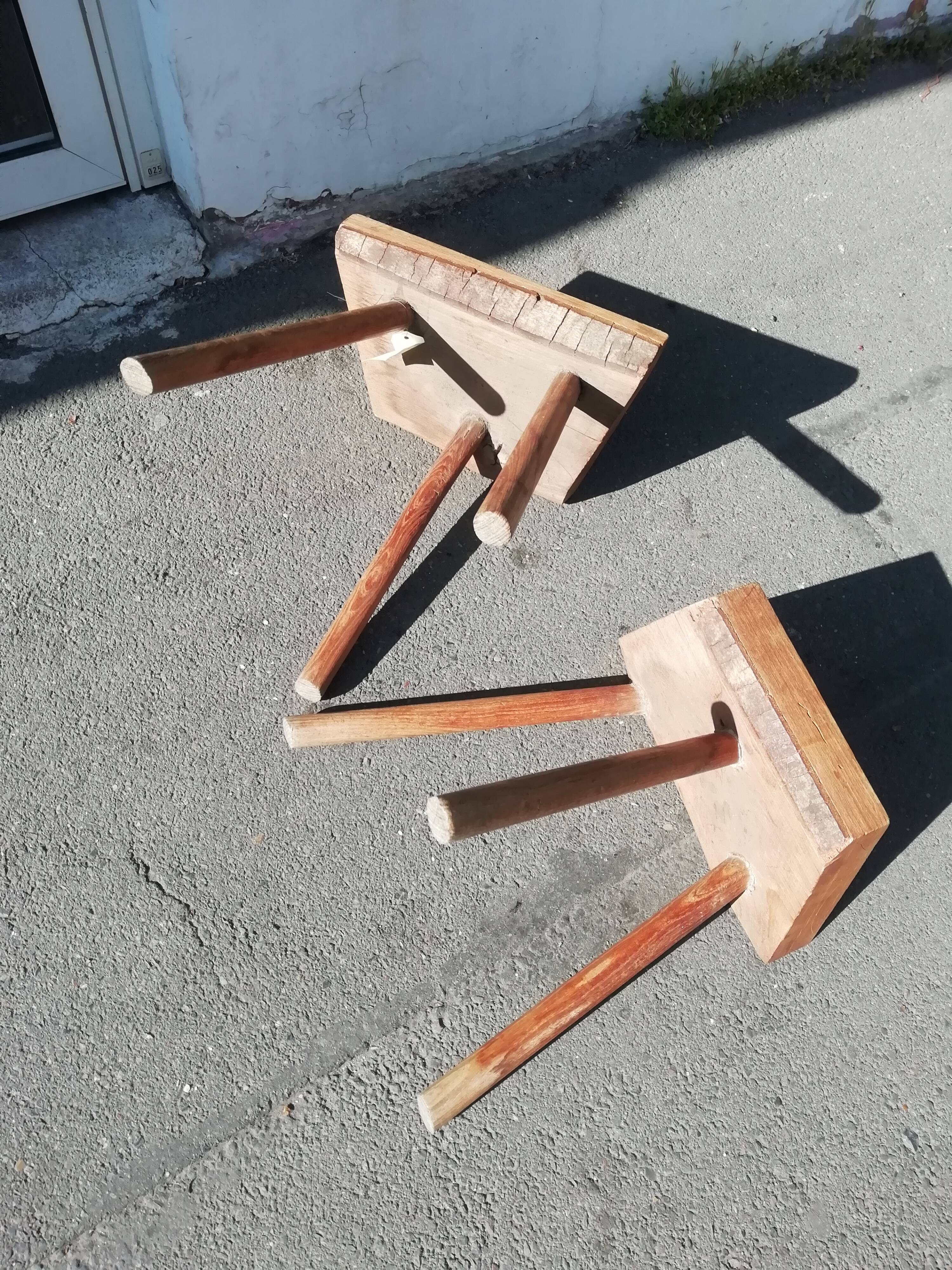 Pair of stools "to milk"