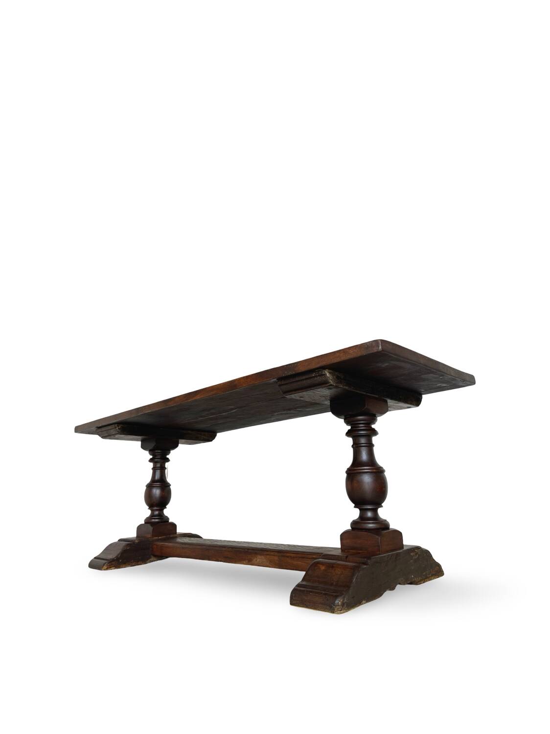 A fine 18th Century French walnut dining table