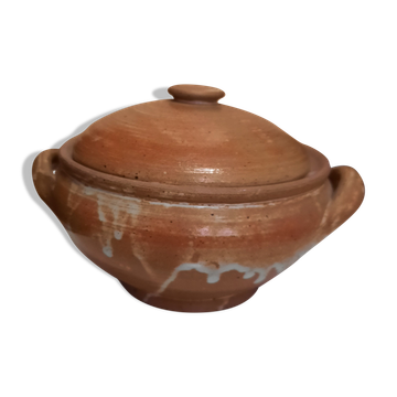 Vintage stoneware pot