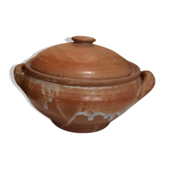 Vintage stoneware pot