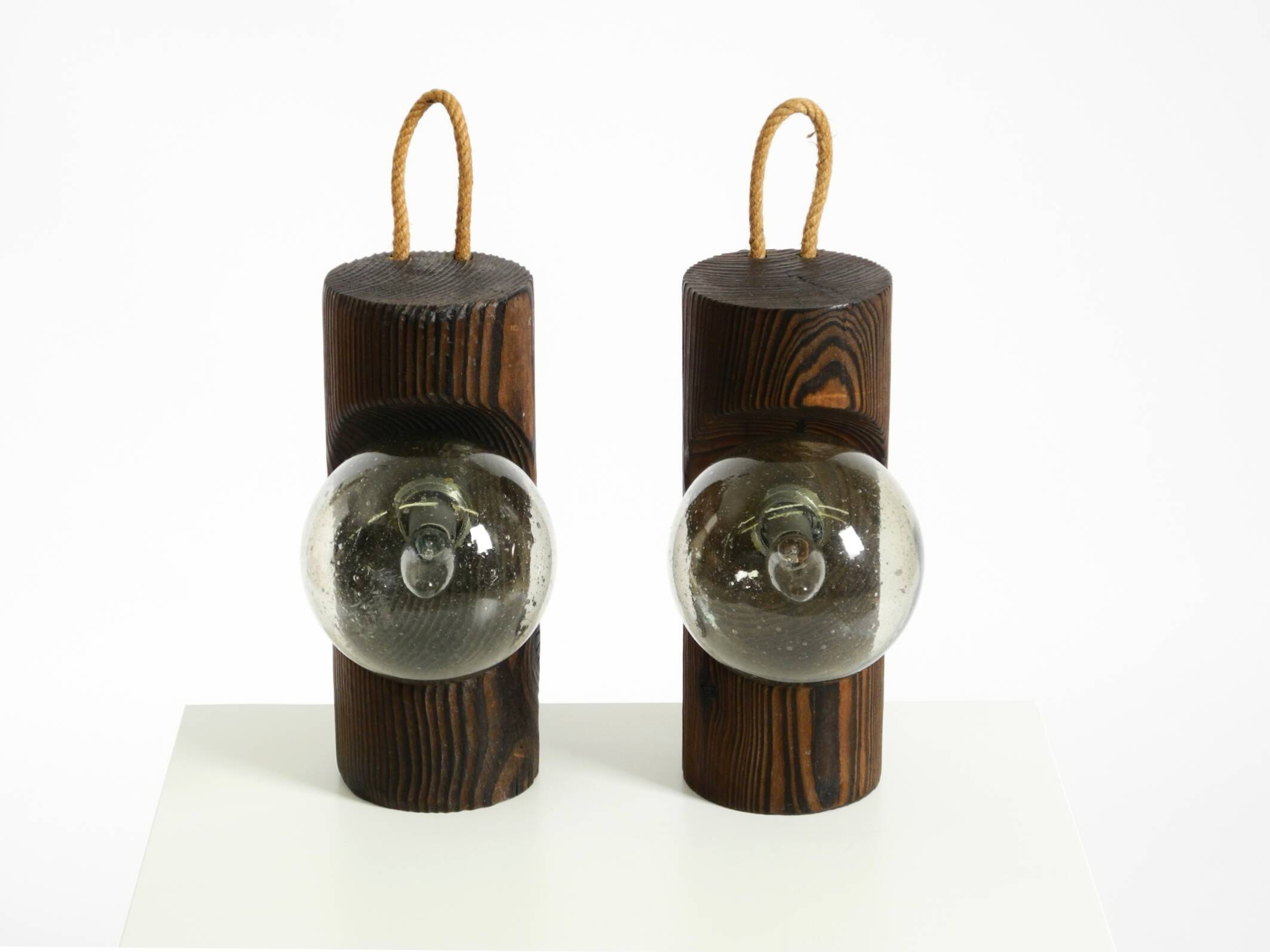 Pair of rare 1960s Temde table and wall lamps made of solid pine
