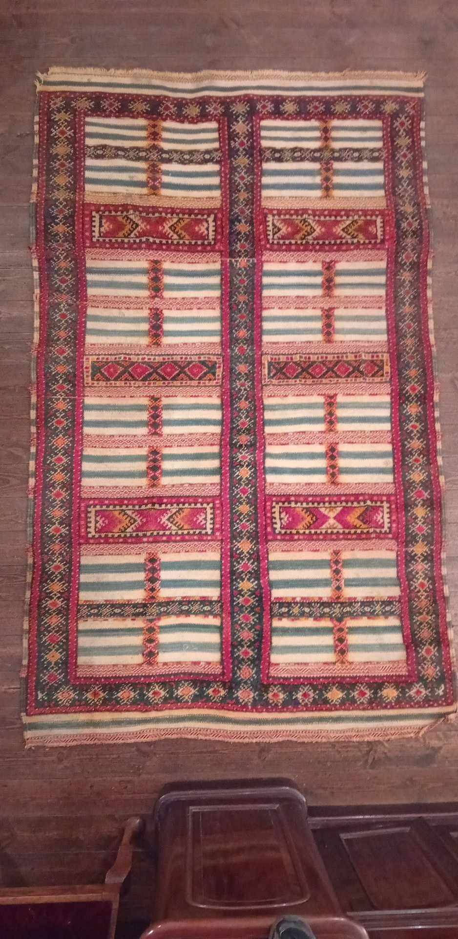 Handmade Taznakht Berber Kilim Rug 237x144cm