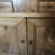 Buffet ancien en noyer blond