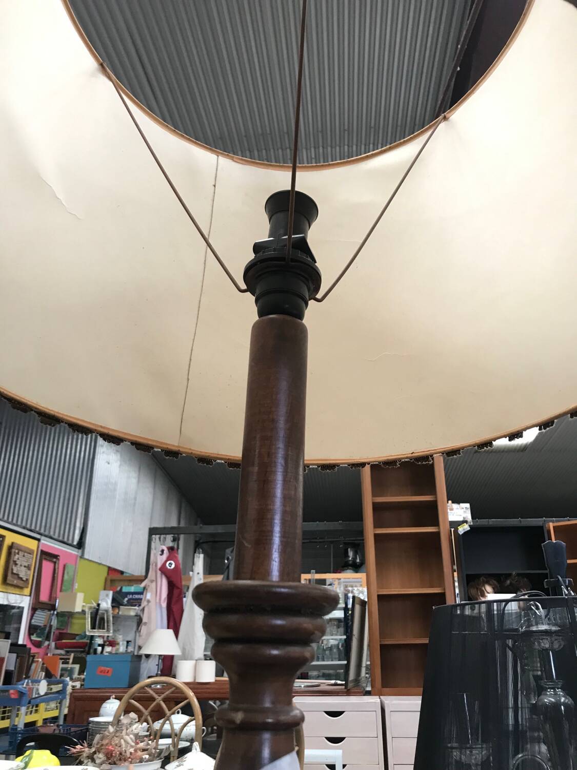 Lampadaire pied bois tourné