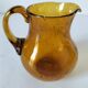 Petit pichet en verre bullé de Biot jaune doré