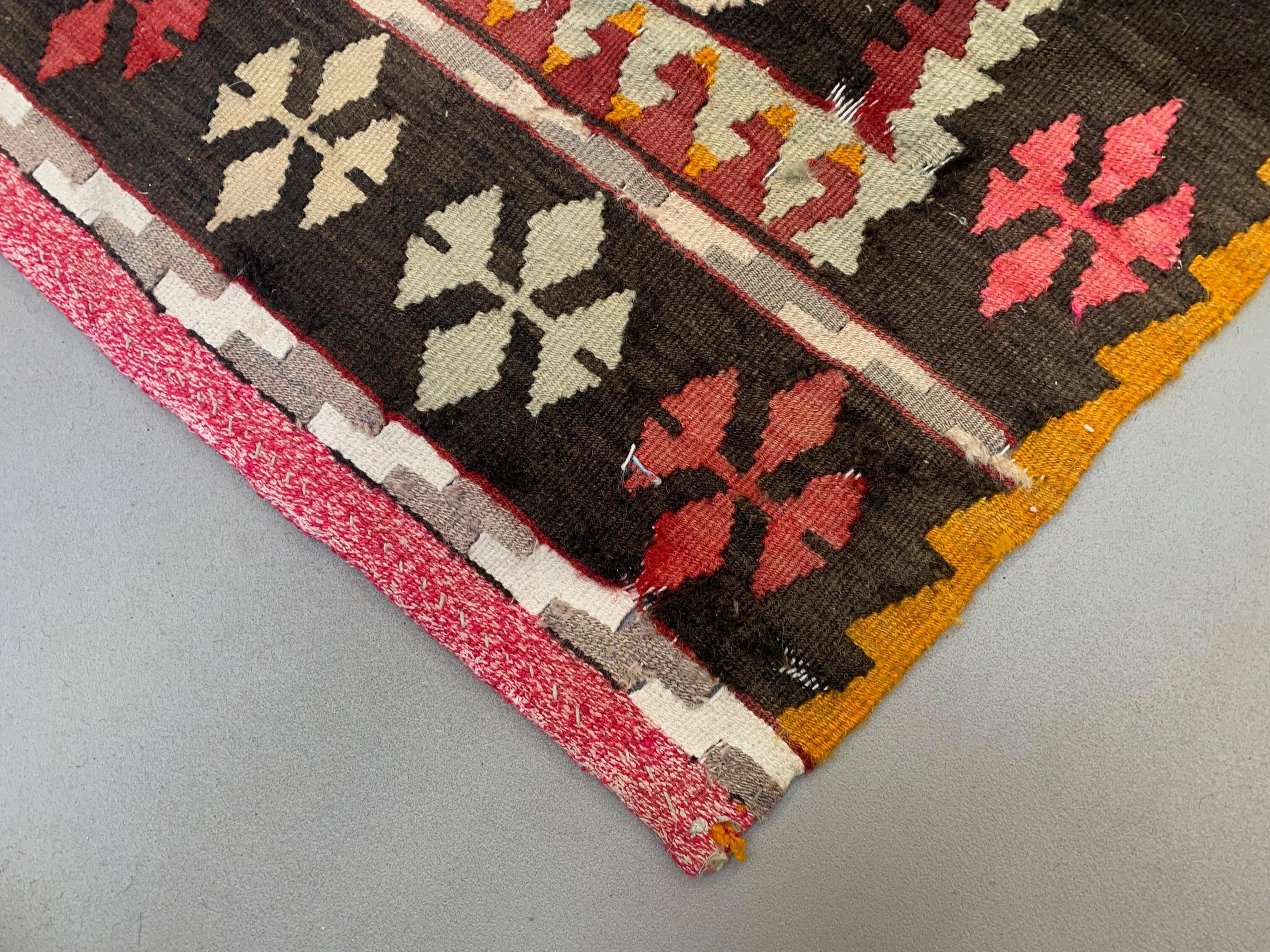 Old Turkish narrow Kilim Runner 122x51 cm shabby chic, vintage kelim