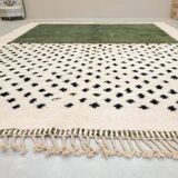 Handmade traditional Moroccan rug size 2/3 m