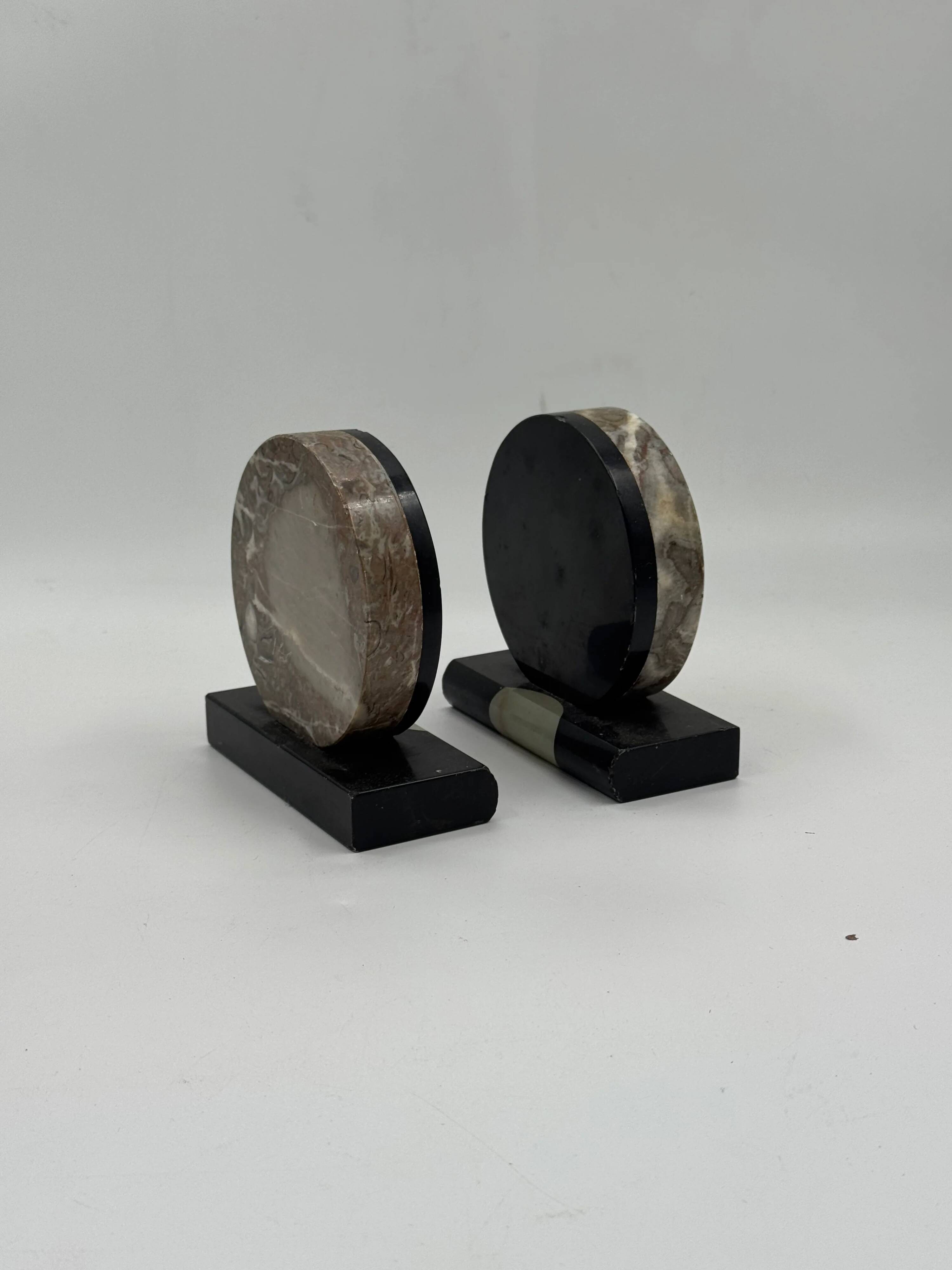 Paire de serre-livres vintage sculpturaux en pierre et laque noire