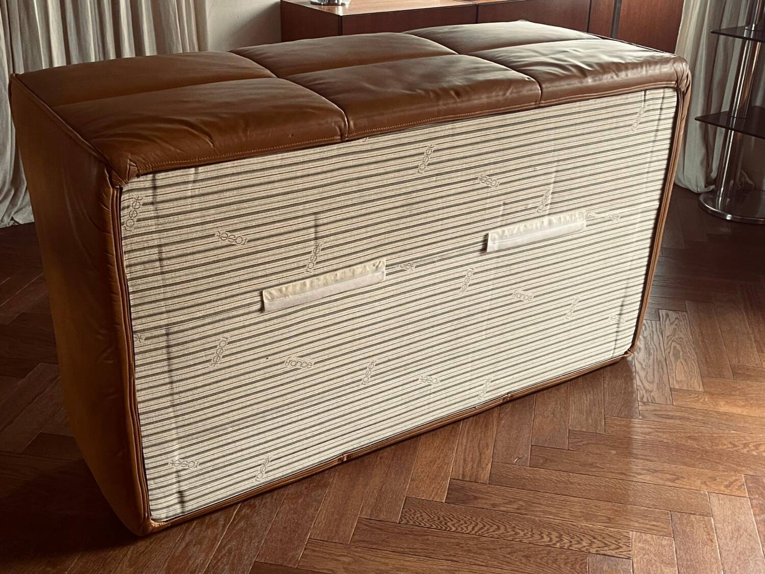 2-seater leather canapé by Ligne Roset, model Anais, vintage 1980s.