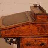 Davenport desk in burr walnut and inlays from the first part of