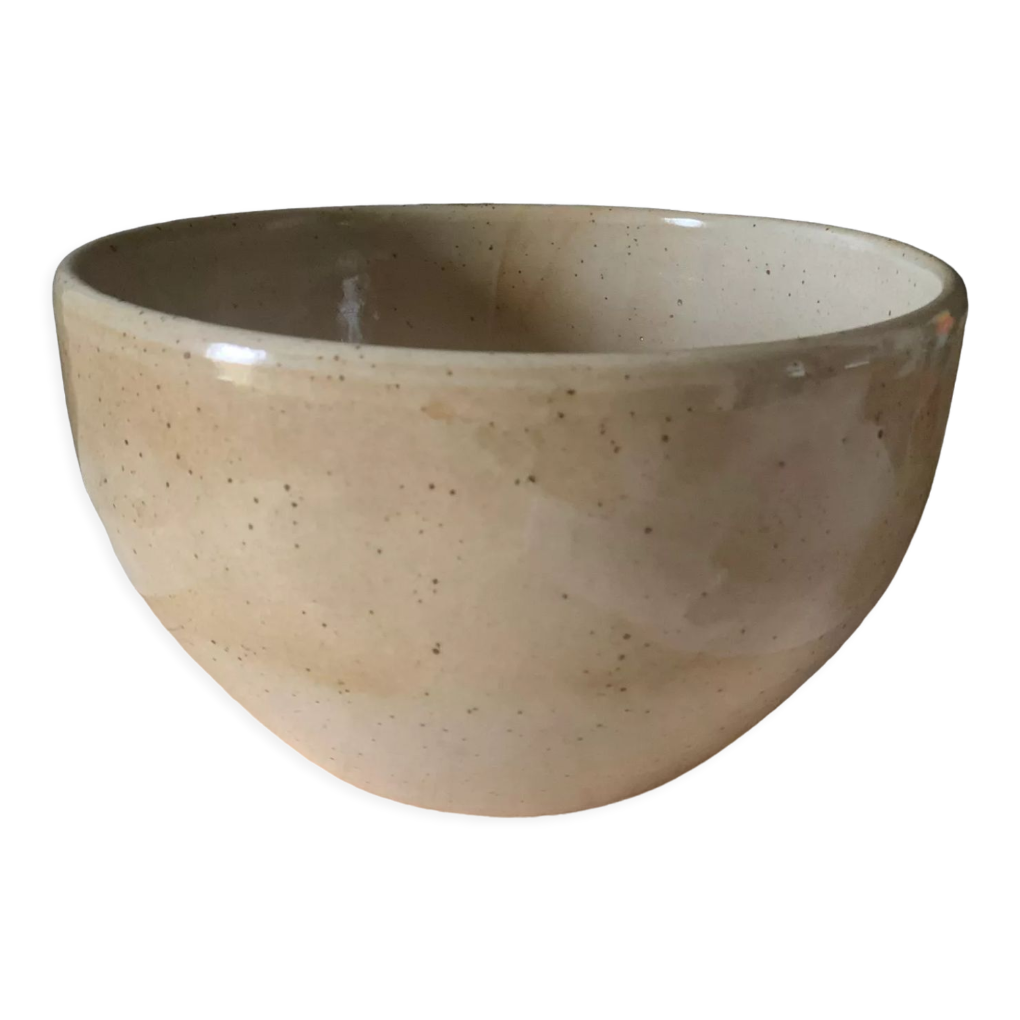Salad bowl in sandstone