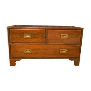 Commode d’officier par REH Kennedy