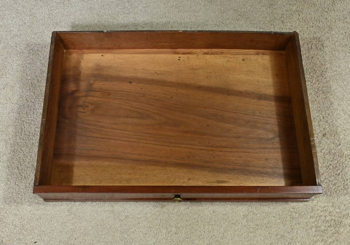 Cabaret table in Cuban mahogany, Louis XVI period – Late 18th century