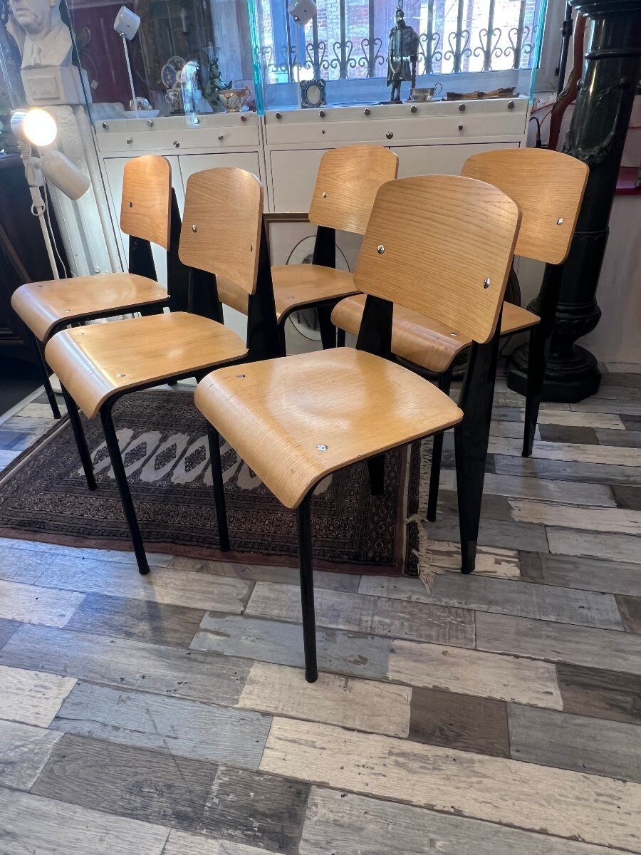 Set of 5 chairs model "Standard" by Jean Prouvé and produced by Vitra, from 2016, NO CHINA.