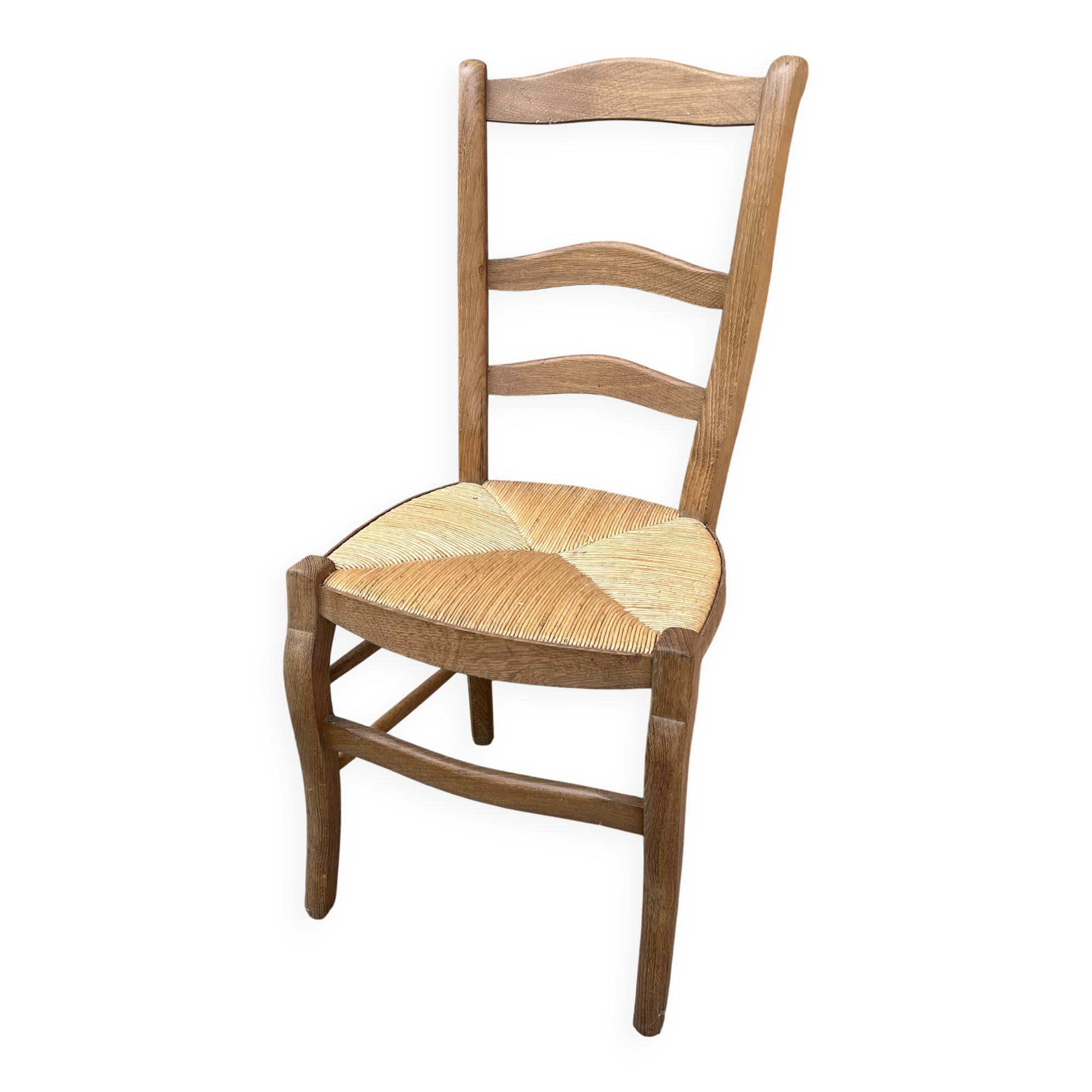 Chairs and armchairs in solid oak - seat in straw