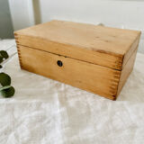 Small wooden storage chest box with keyless lid