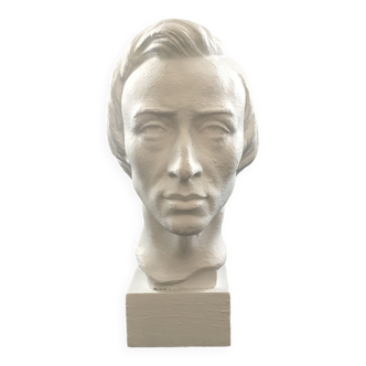 Romantic young man bust