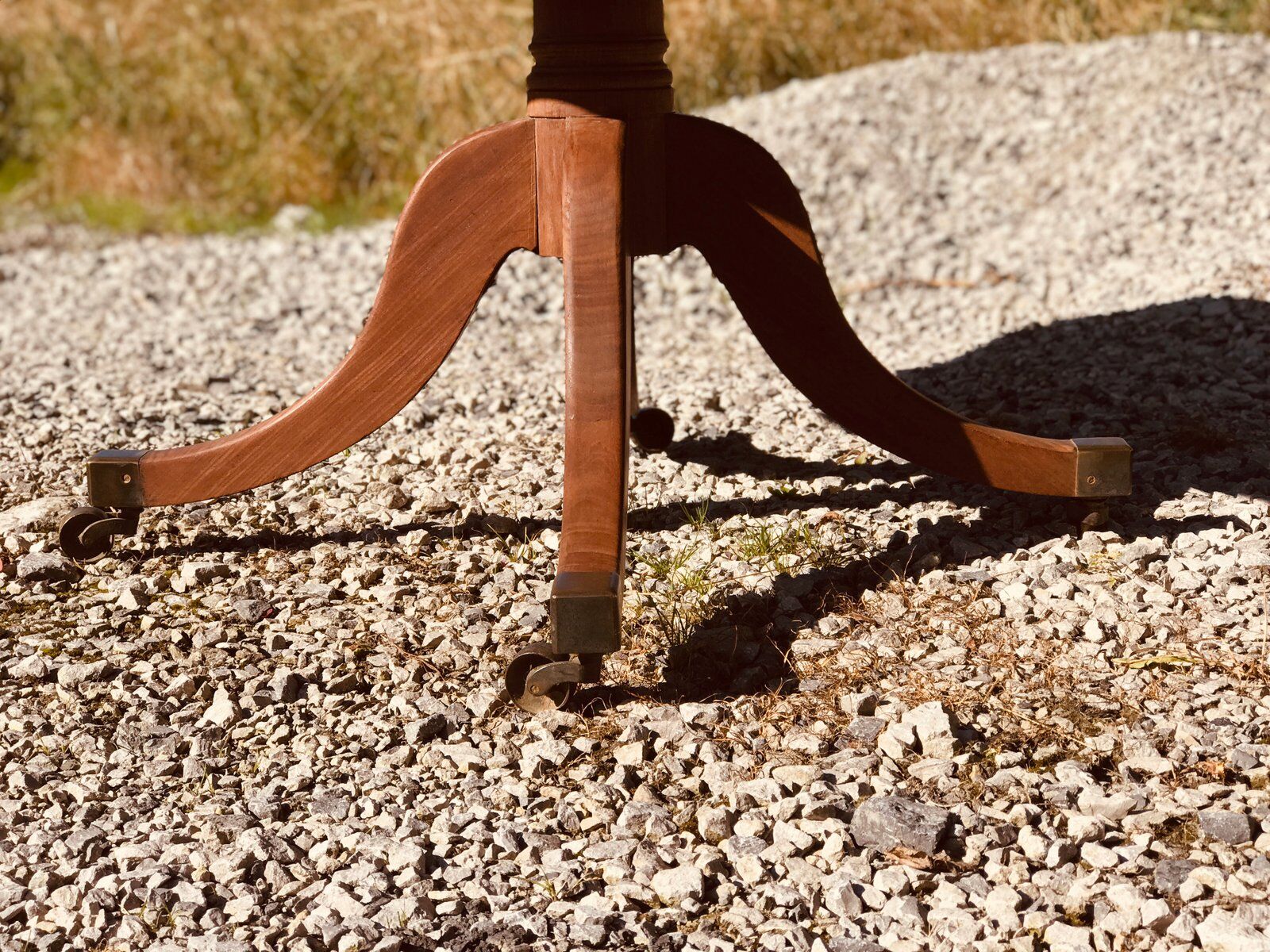 Victorian Tilting Breakfast Table in Raw Wood Mahogany