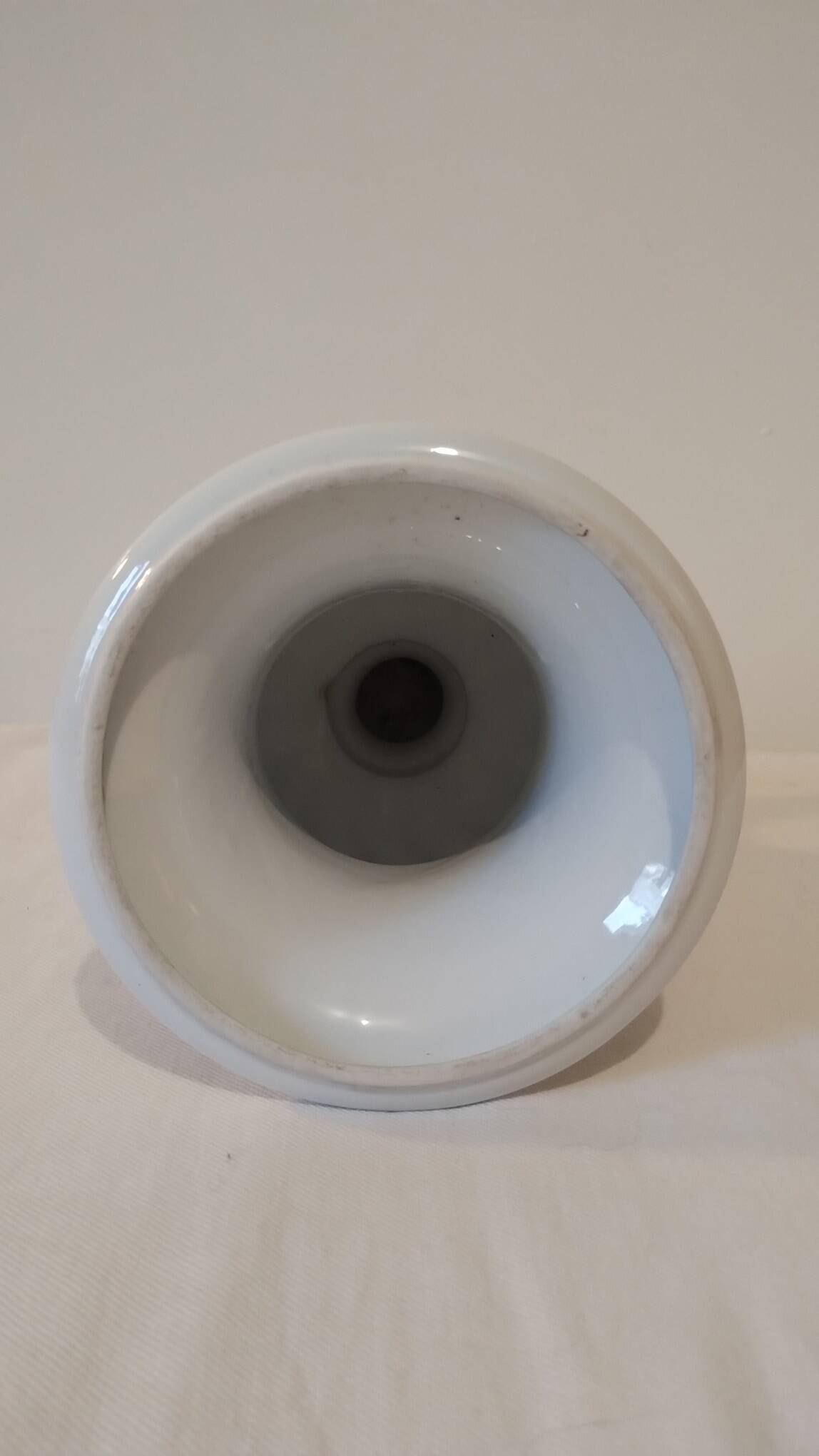 Medici vase in Limoges porcelain