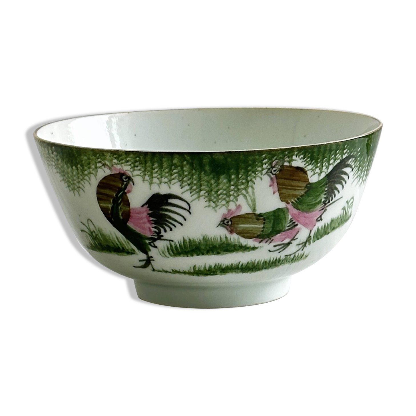 Porcelain bowl with rooster motif