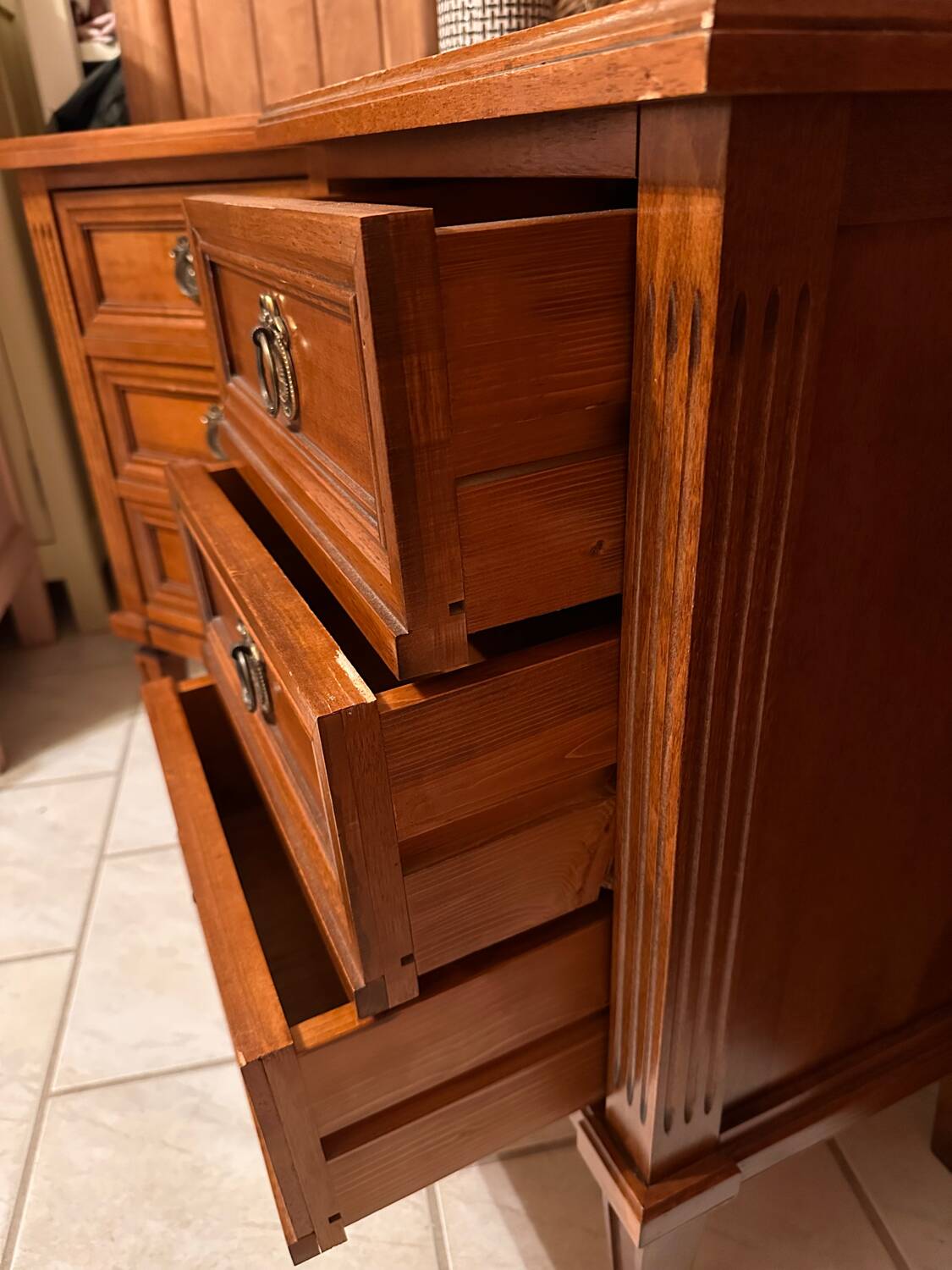 Vintage dresser bedside tables