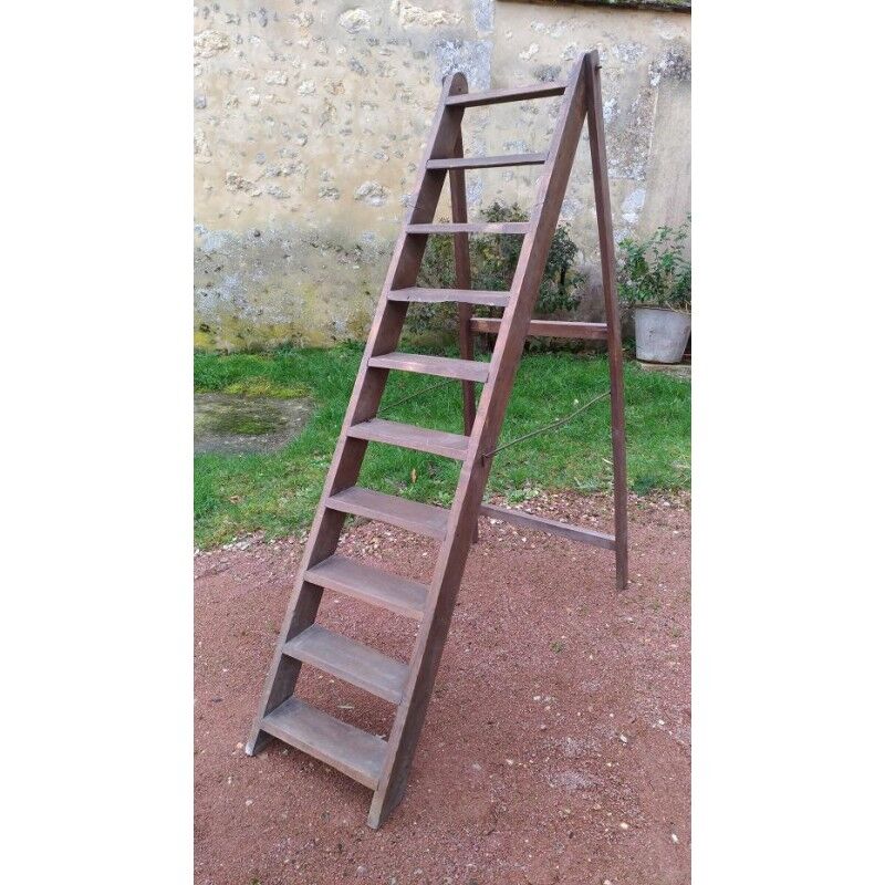 Ladder wooden folding 10 markets