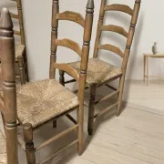 Set of 6 vintage wooden ladder-back dining chairs with woven seats, 20th century, 105 × 38 cm