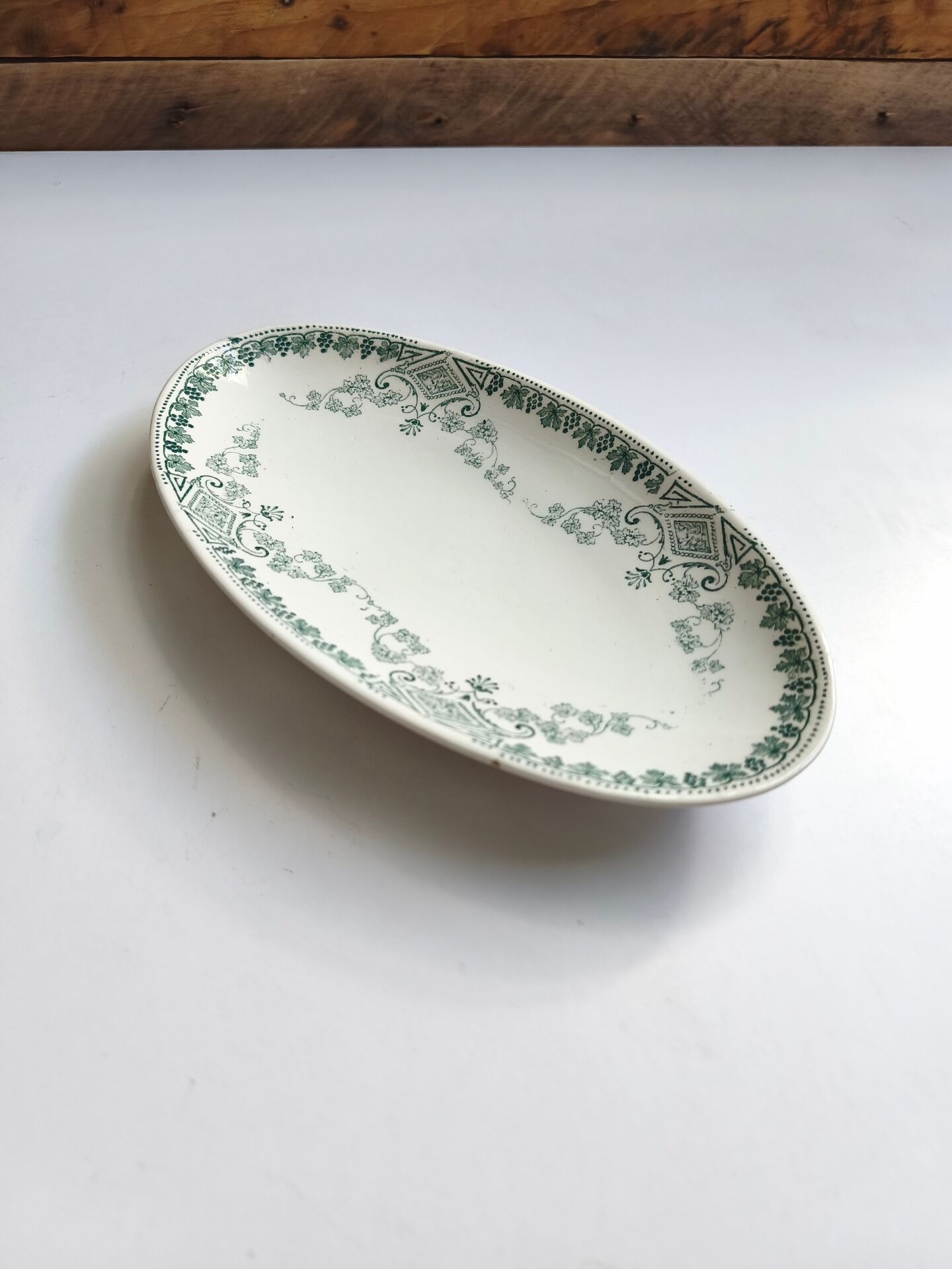 Ravier KG Lunéville Caumartin blanc et décor bleu vert