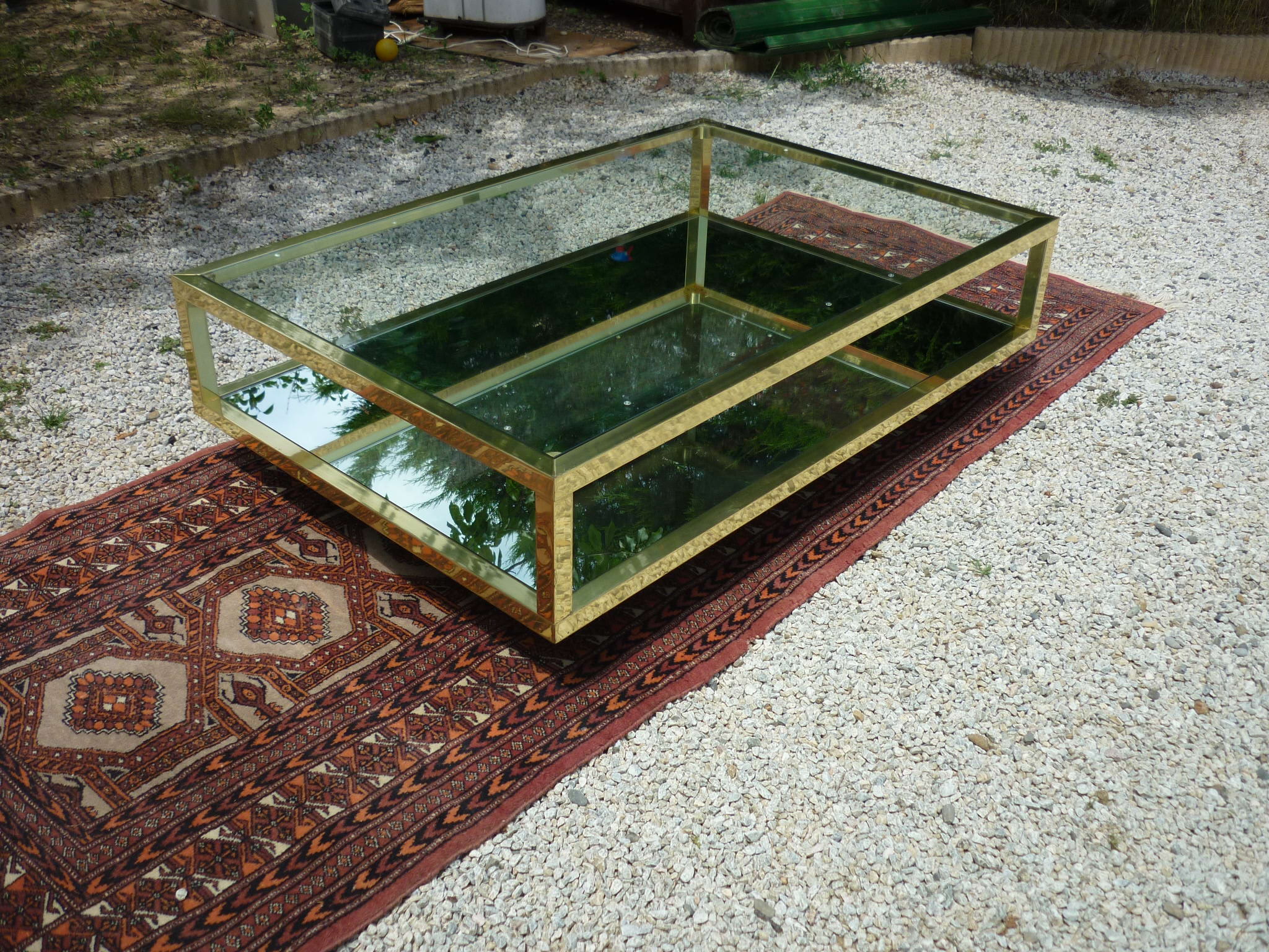 Table basse en laiton verre et miroir 1960/1970