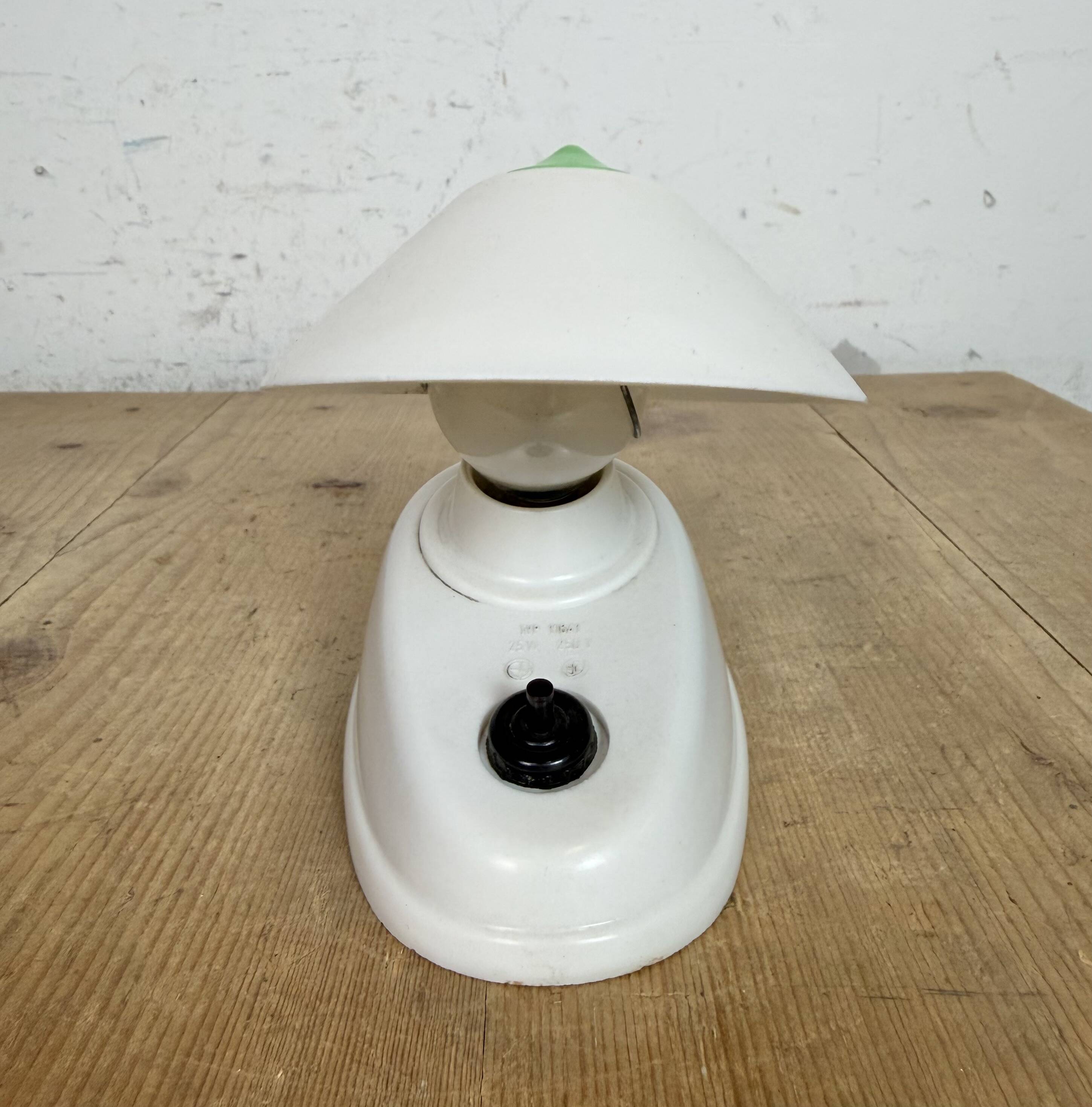 Vintage White Bakelite Table Lamp, 1950s
