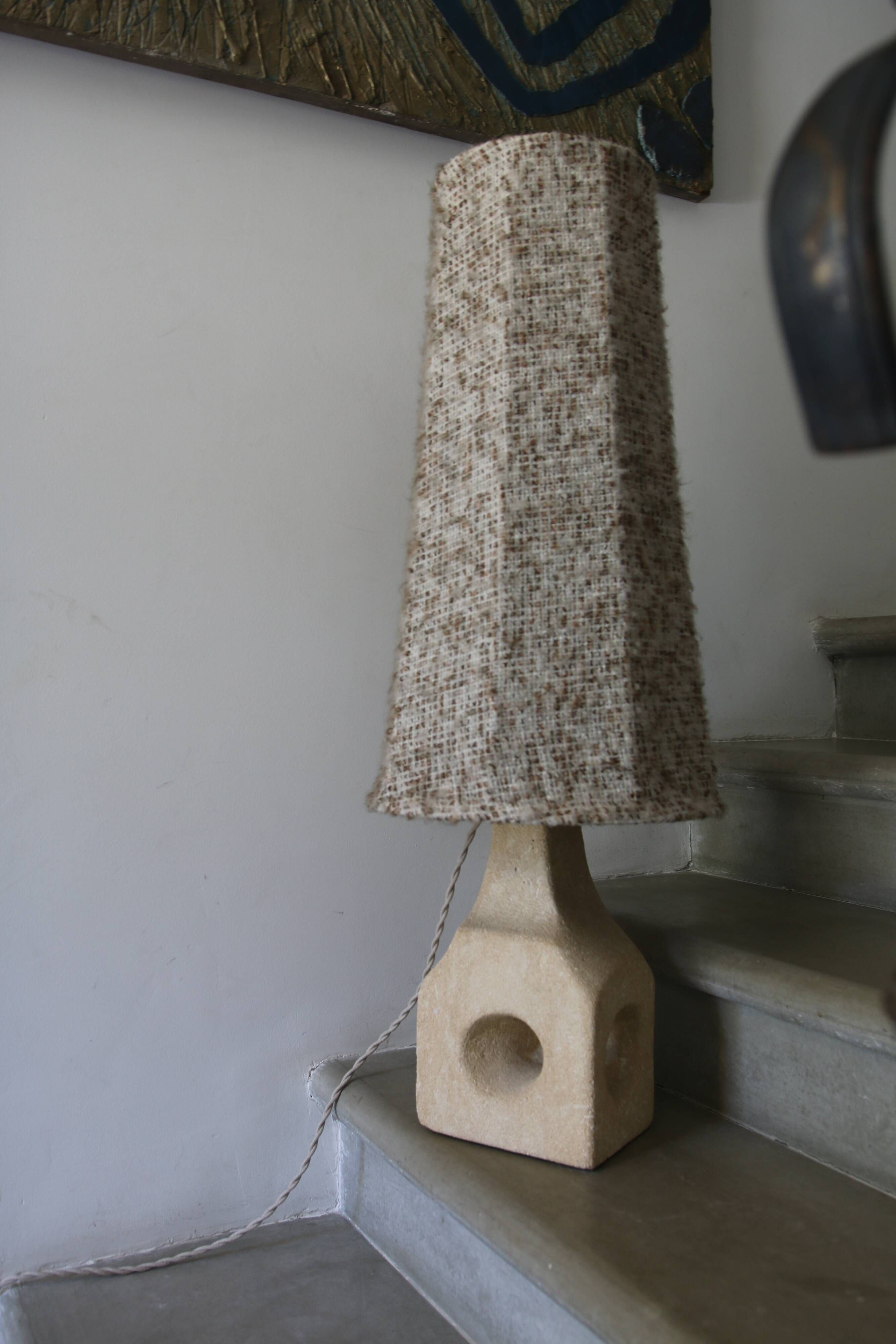 Large sculpted stone lamp, in the style of Albert Tormos, 1970s.