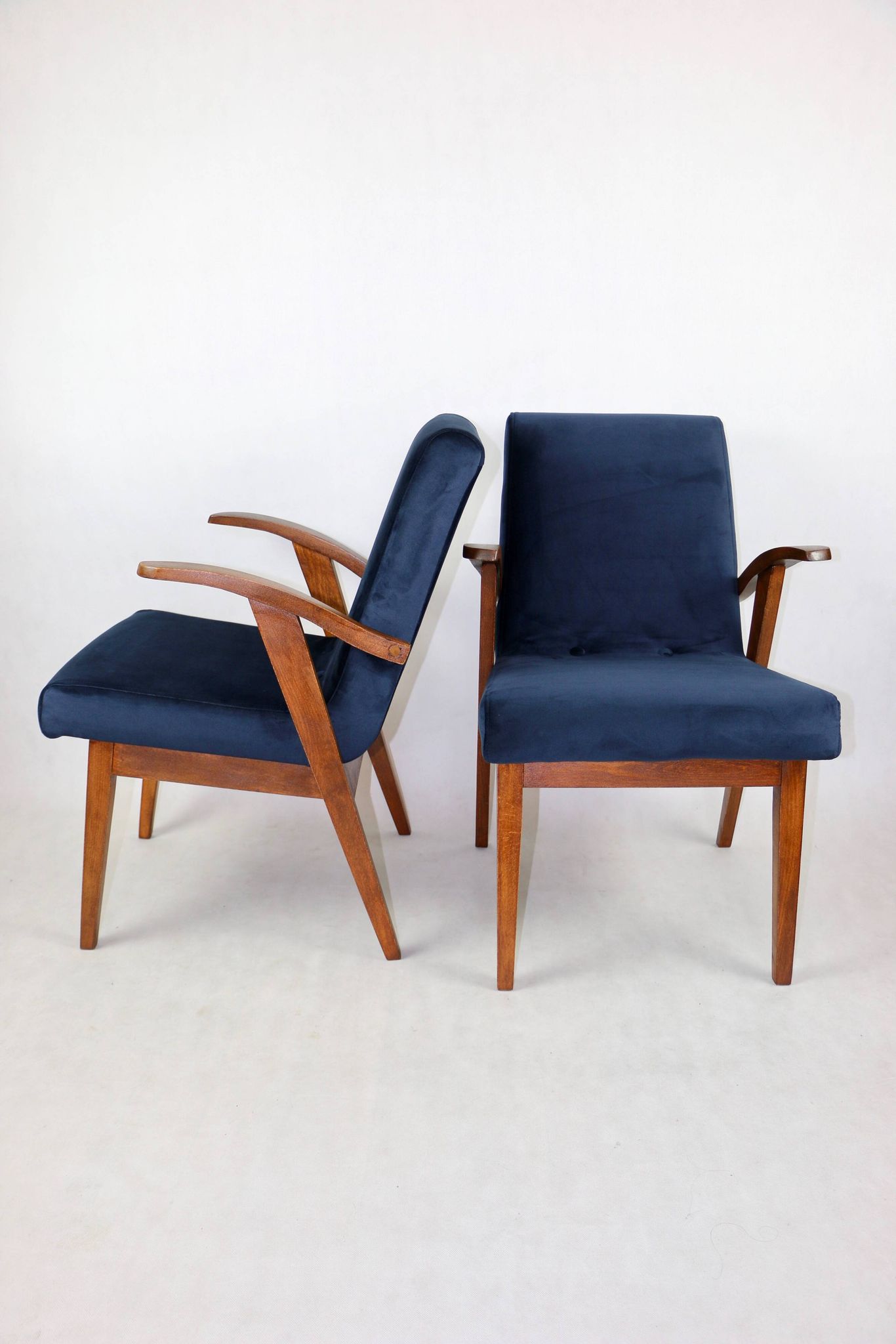 Vintage armchair 300-123, design by M. Puchała navy blue - set of 2 pieces