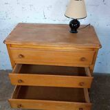 1980s wooden chest of drawers with three drawers