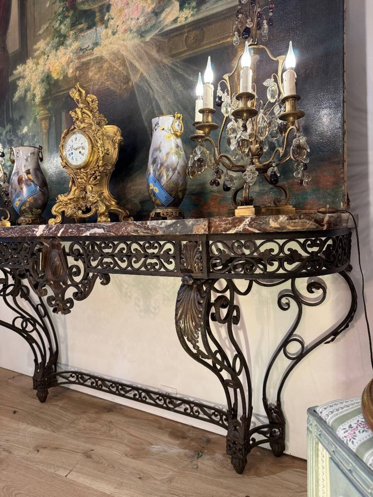 Console in wrought iron from the Napoleonic III period with a red Rance marble top.