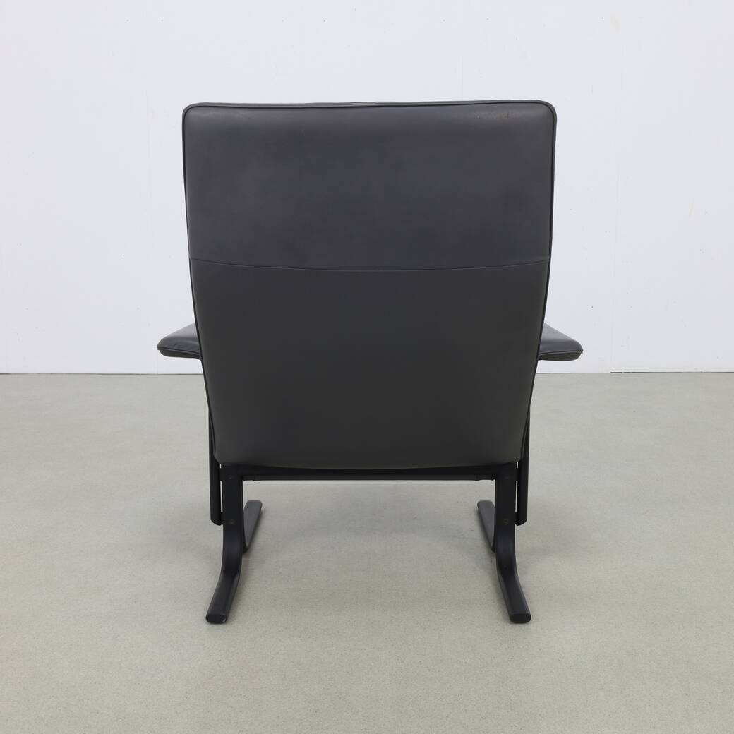 Vintage Lounge Chair in Leather DS 2030 De Sede, 1980s