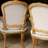 Adorable paire de fauteuils d'époque Louis XV.