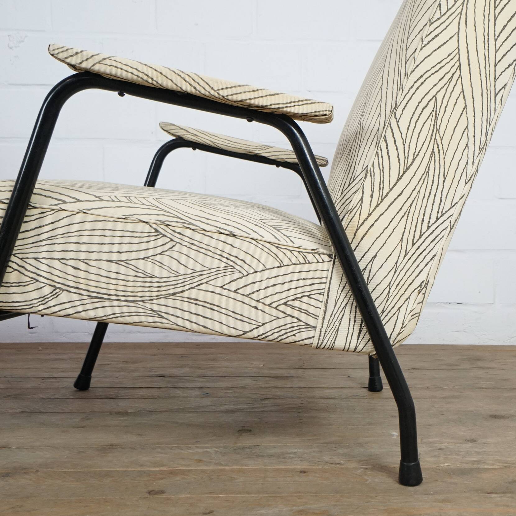 Set of two rare Pierre Guariche lounge chairs for Trefac Belgium