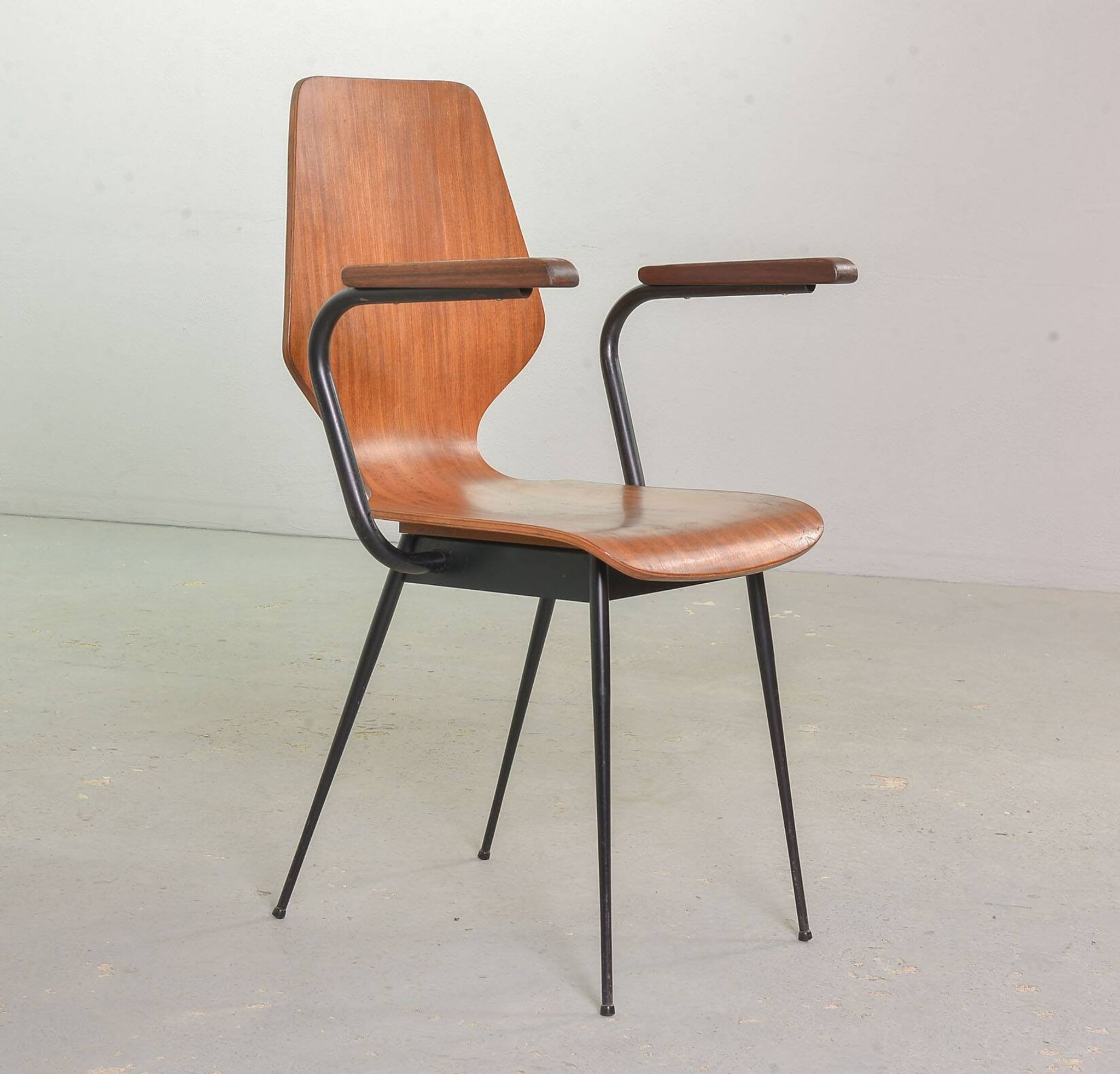 2 Carlo Ratti Style Minimalistic Plywood Side Chairs for Legni Curvati 50s
