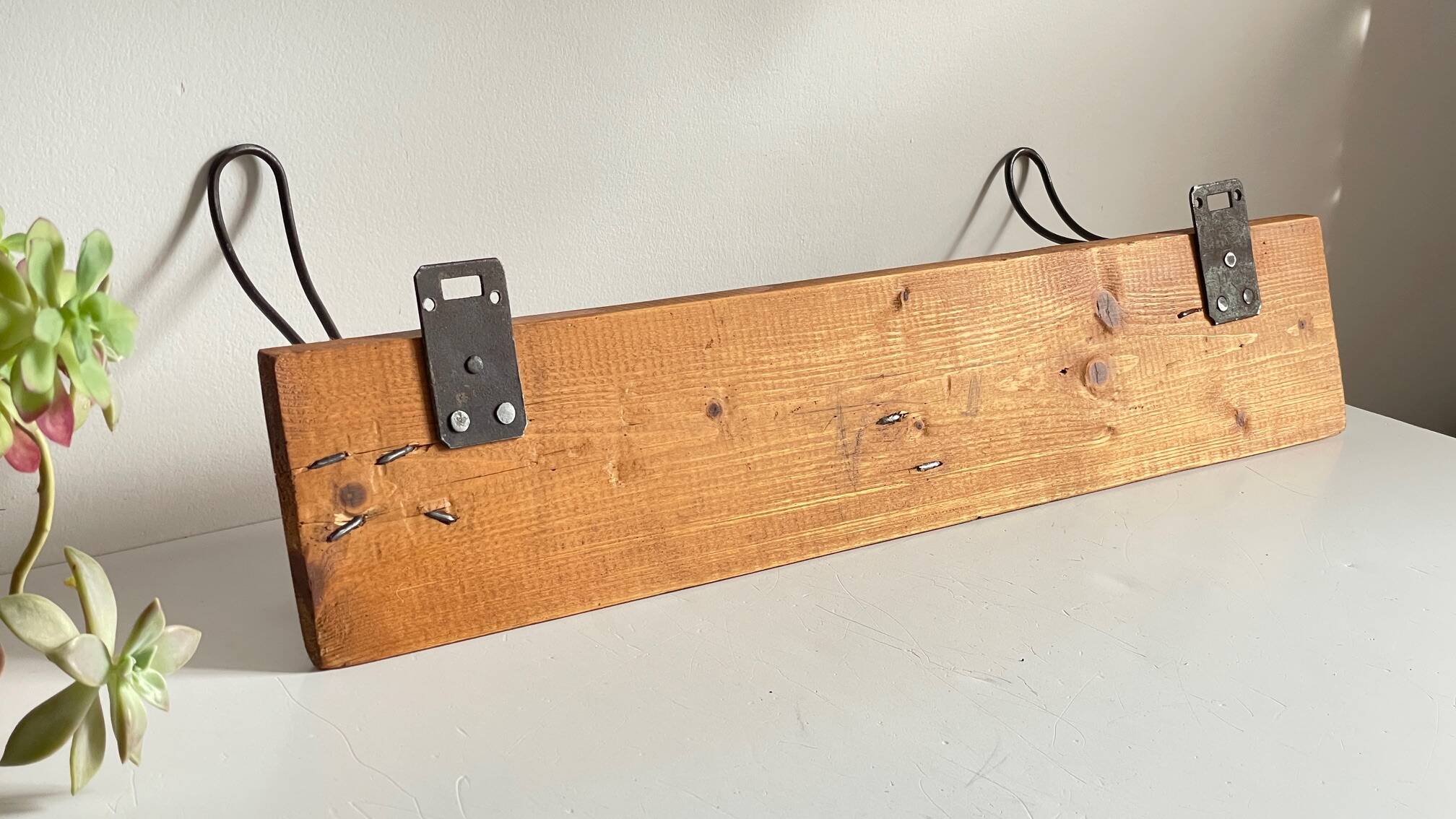 Portemanteau ecole en bois et acier vintage