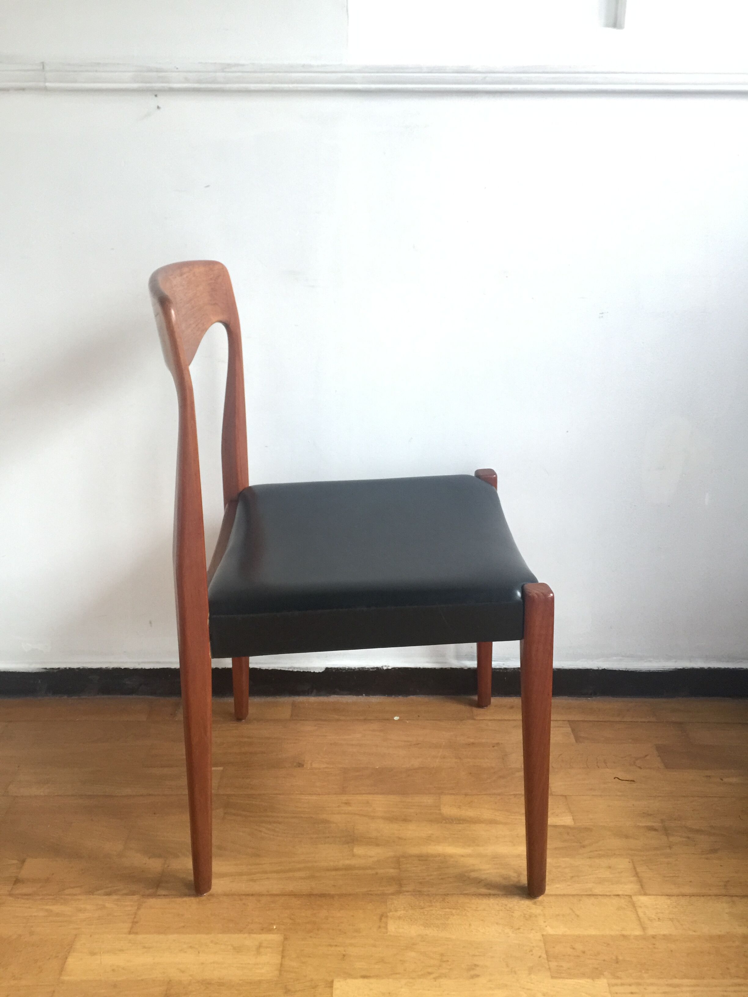 Chair No.71 Niels Otto Moller