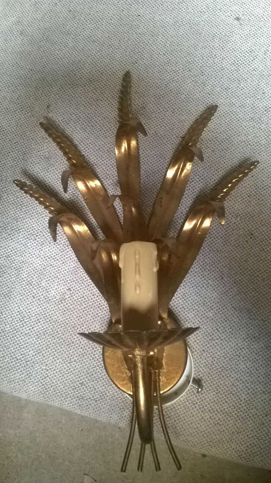 Pair of "wheat ear" wall light