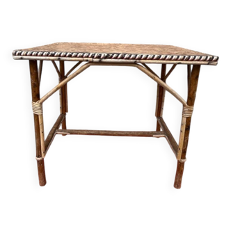 Table basse en rotin